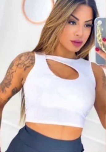 Cropped suplex Sara