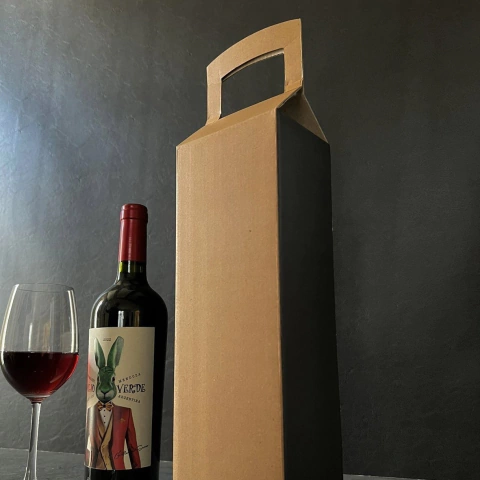 CAJA CON MANIJA PARA 1 BOTELLA X 15 UNIDADES