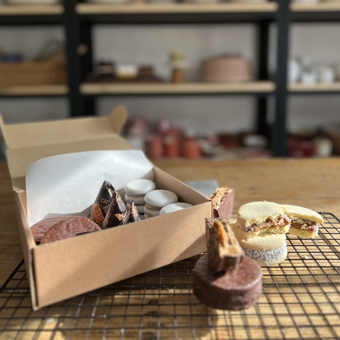 Caja para alfajores MB 20 x 15 x 6 cm x 25 unidades