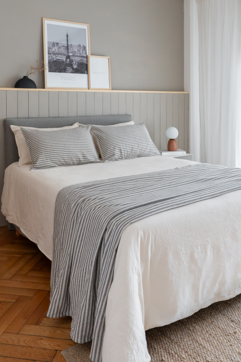 Pie de Cama de Lino Rustico Negro - comprar online