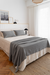 Pie de Cama Algodón + 2 fundas de Almohada Negro - comprar online