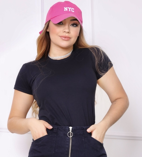 T-shirt básica lisa-Preta