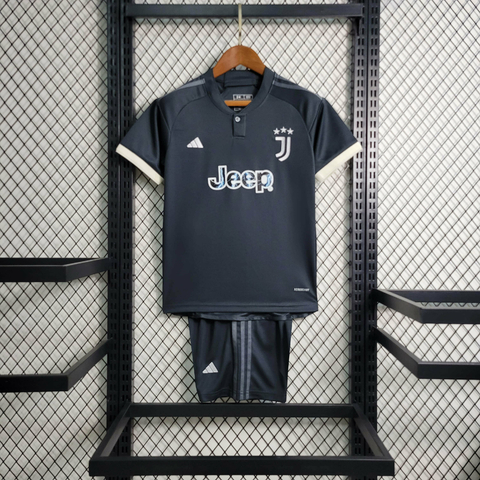 Kit Infantil Juventus 23/24 Adidas - Preto