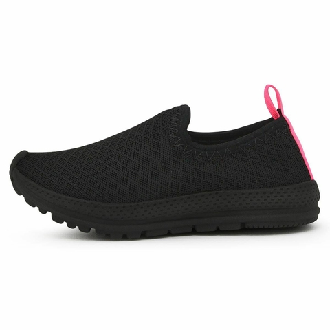 Tênis calce fácil sola preta traseira rosa ref002