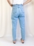 calça mom jeans claro
