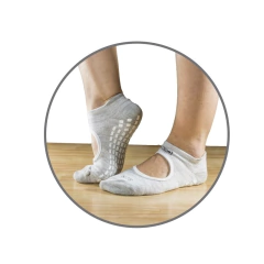 MEDIAS SOQUETES PILATES YOGA - Health & Fitness