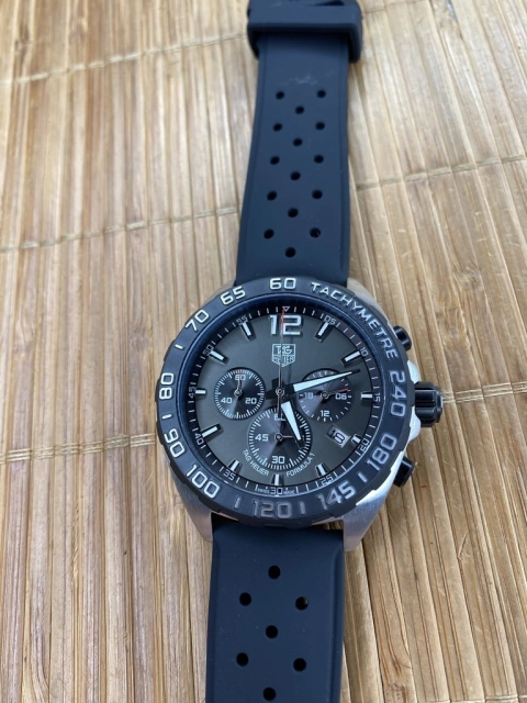 Tag Heuer Fórmula 1 Dark