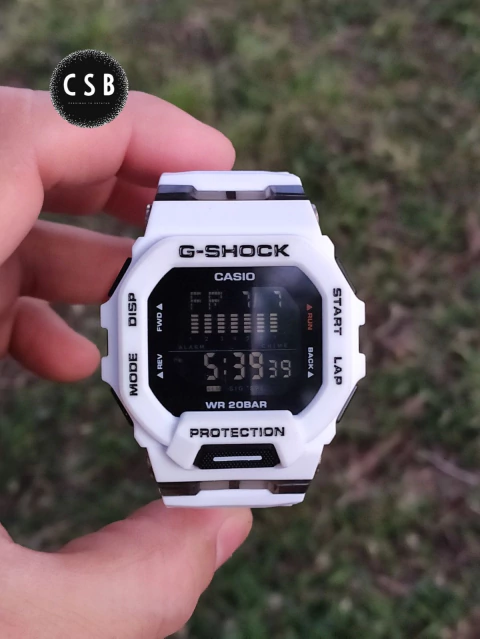 Reloj digital Casio G-Shock blanco - comprar online