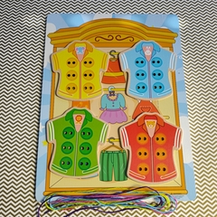 Tablero de enhebrado x 4 figuras (Ropa) en internet