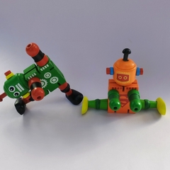 Robot con elastico