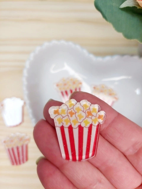 APLIQUE PIPOCA EM ACRILICO 30X28MM