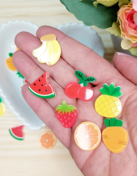 APLIQUE FRUTINHAS 25MM EM ACRILICO COM 4 UNID MISTO