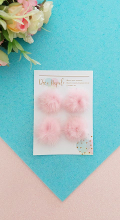 Pompom chato (peludinho) nas cores candy - comprar online