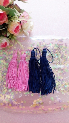 kits de Tassel com cores variadas na internet
