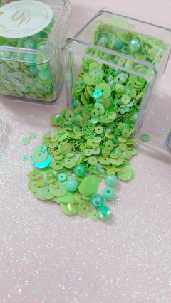 MISTURINHA PARA SHAKER BOX EM CORES VARIADAS | DOCE PAPEL - comprar online