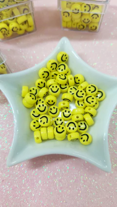 Caixinha com Entremeios redondo "Smile Amarelo" - 4mm - comprar online