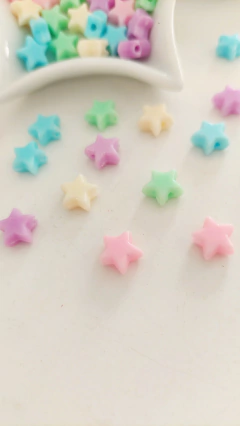 Miçanga - Entremeio Estrela infantil colorida com furo passante - 10mm na internet