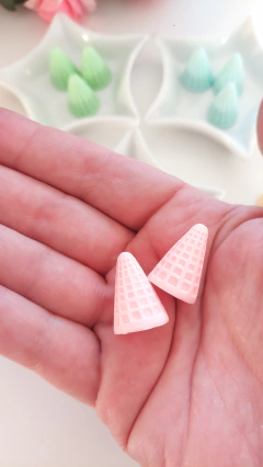 Casquinnha de Sorvete - cores variadas - 2,3cm - comprar online