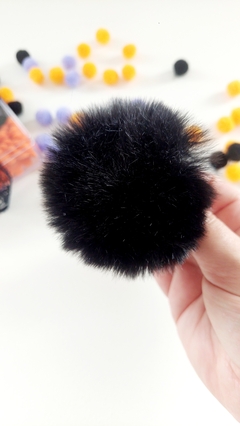 Pompom Pelúcia 8cm (preto) - Hallowen