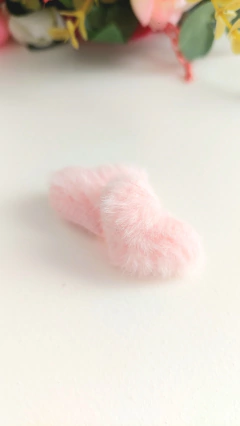 Mini Corações de Pelúcia Rosa