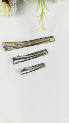 Presilha Jacaré ou Bico de Pato em 3 tamanhos na internet