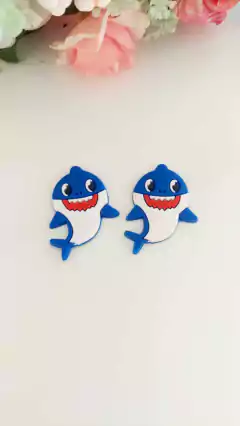 Aplique emborrachado Baby Shark - com 2 unidades na internet