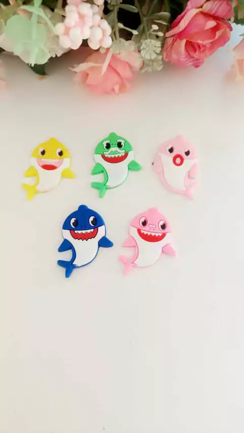 Aplique emborrachado Baby Shark - com 2 unidades
