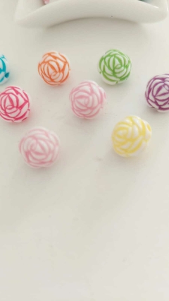 Entremeio Rosinhas coloridas - com furo passante - comprar online