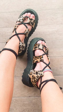 SANDÁLIA JOSY ONÇA - comprar online