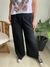 Pantalon negro rustico - Basta Lola