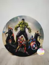 LOCAÇÃO Mini Painel 50cm c/ suporte Vingadores Mod 01 (Ref. 0876)