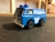 Mini van policía metálico
