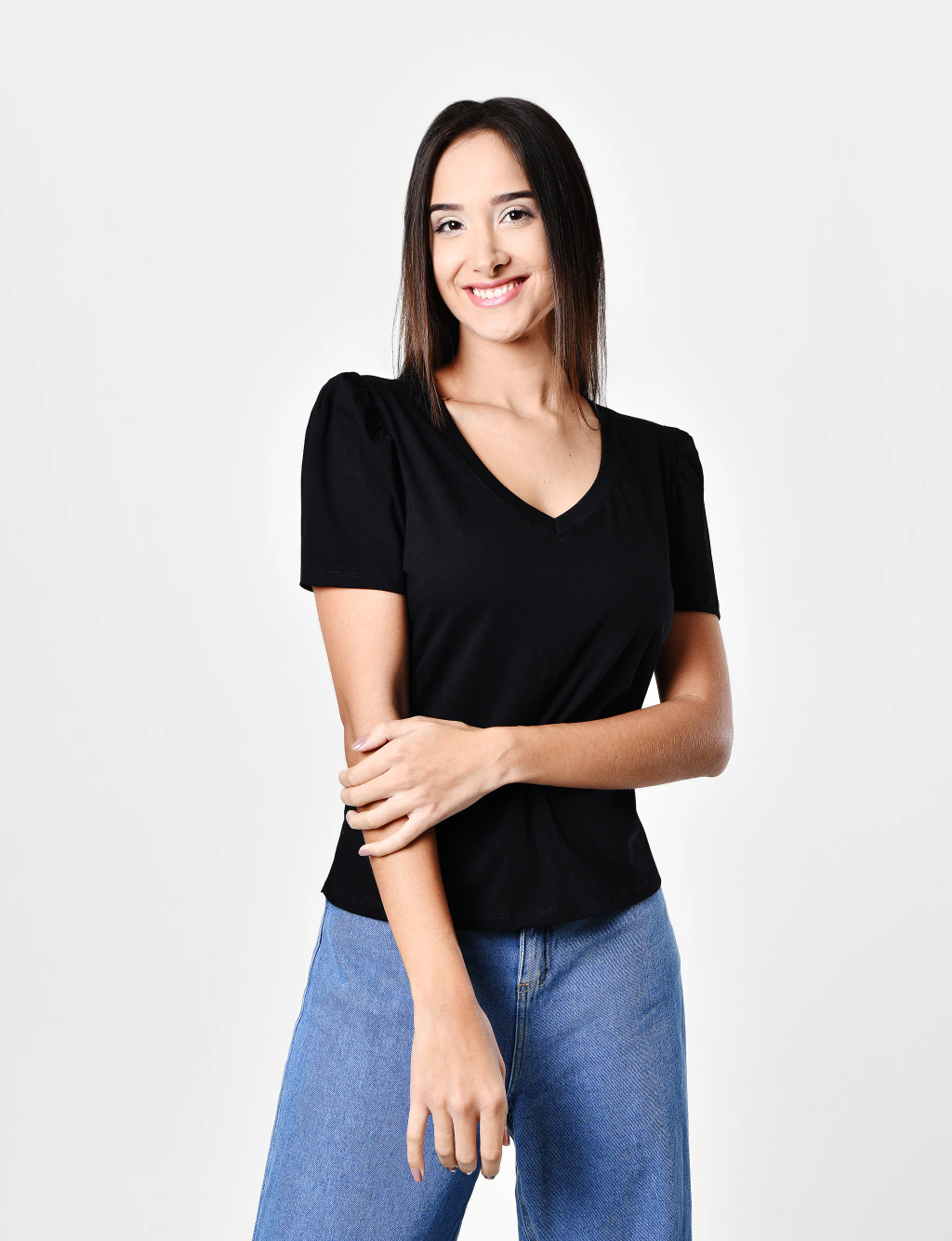 T-Shirt (Gola V / Manga Bufante) - Preta