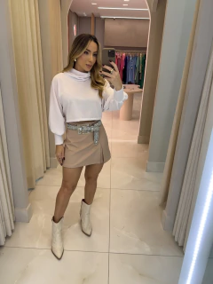 SHORT SAIA COURO FAKE COM CINTO na internet