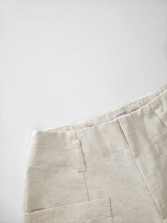 shorts na cor creme