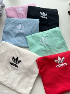 T-SHIRT ADIDAS - COD 123903 na internet