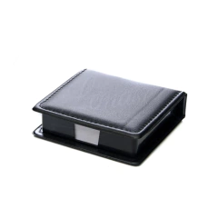 MEMO EN SIMIL CUERO NEGRO