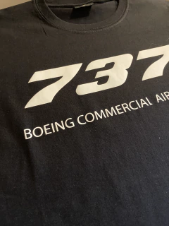 REMERA 737 BOEING COMMERCIAL AIRPLANES - Modo Aeroparque