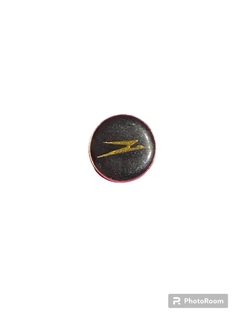 PIN AEROLINEAS RETRO NEGRO Y DORADO