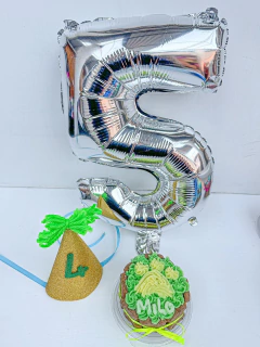 CUPCAKE 8CM+COTILLON en internet