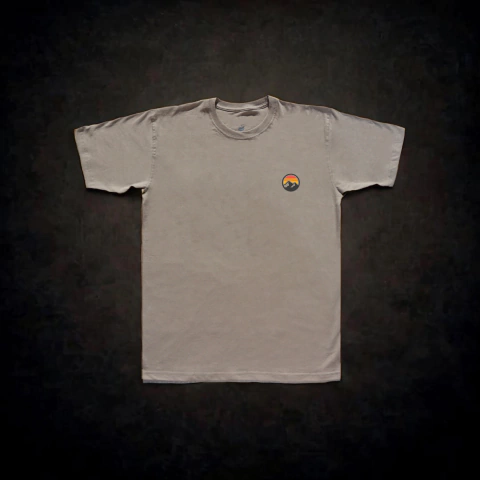 Remera Montaña logo chico | Arena - comprar online