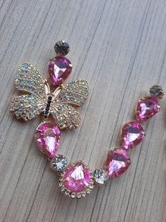 V Borboletas Strass Rosa Chiclete-CÓD.BL025 - comprar online