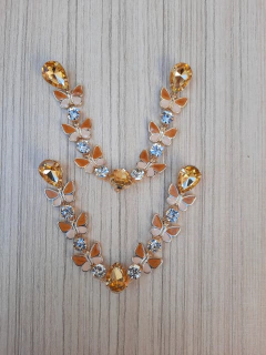 V Borboletas Resina Dourada /Âmbar