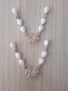 V ROSA STRAS CRISTAL/BRANCO CINTILANTE LUA