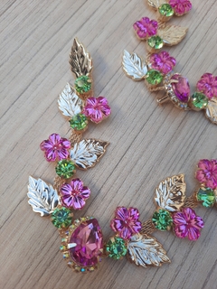 V Flor/Folha Rosa/Strass Verde - comprar online