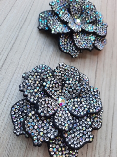 FLOR REPOLHO EM FELTRO/STRASS / PRETO COM BOREAL (PAR)-B5 - comprar online