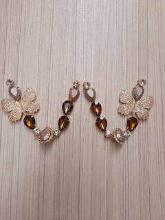 V BORBOLETA STRASS GLITER DOURADO FINO/MARROM - comprar online