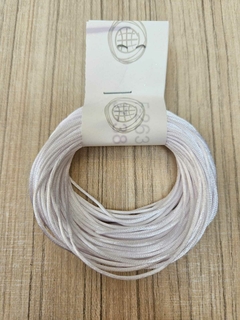 Fio de seda - Cor Branco- cód 054 - com 15 metros - comprar online