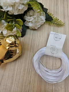 Fio de seda - Cor Branco- cód 054 - com 15 metros