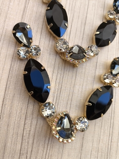 V Navete simples Preto/Grafite (Strass Boreal) na internet